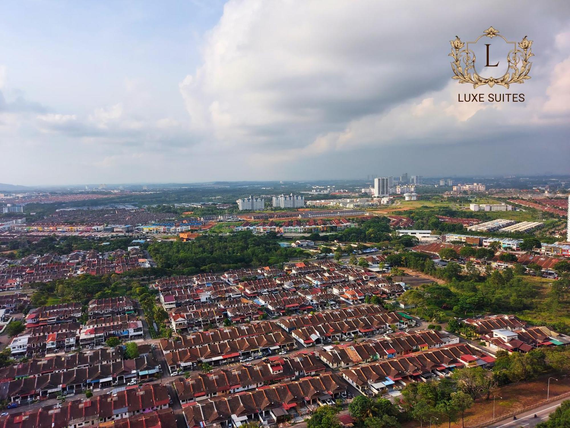 Luxe Suites At Skyloft Johor Bahru Eksteriør bilde